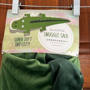 UNDERONESKY Alligator CHILDREN'S KIDS SNUGGLE SACK BAG New With Tags